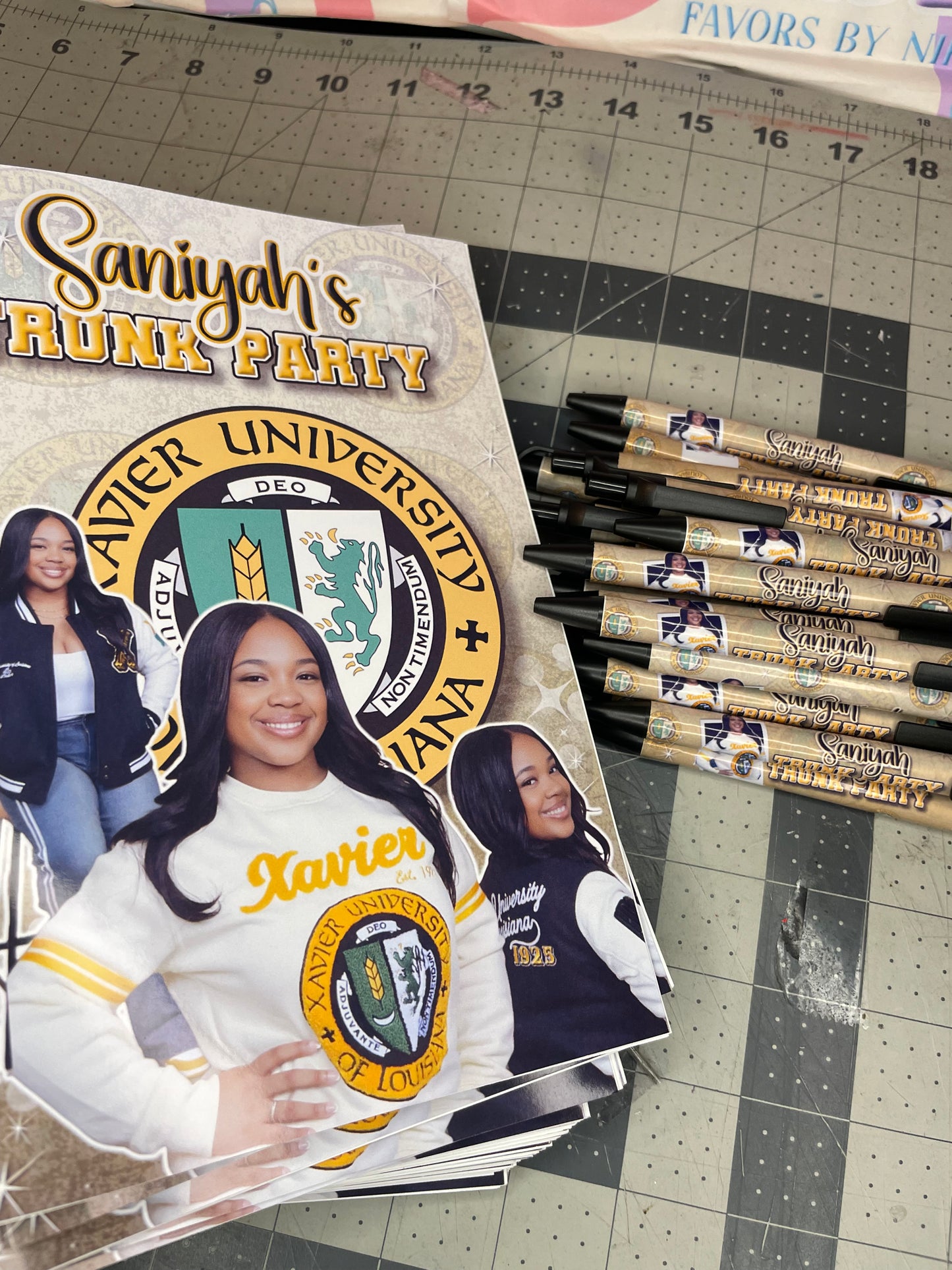 TRUNK/GRAD GAME BOOKS
