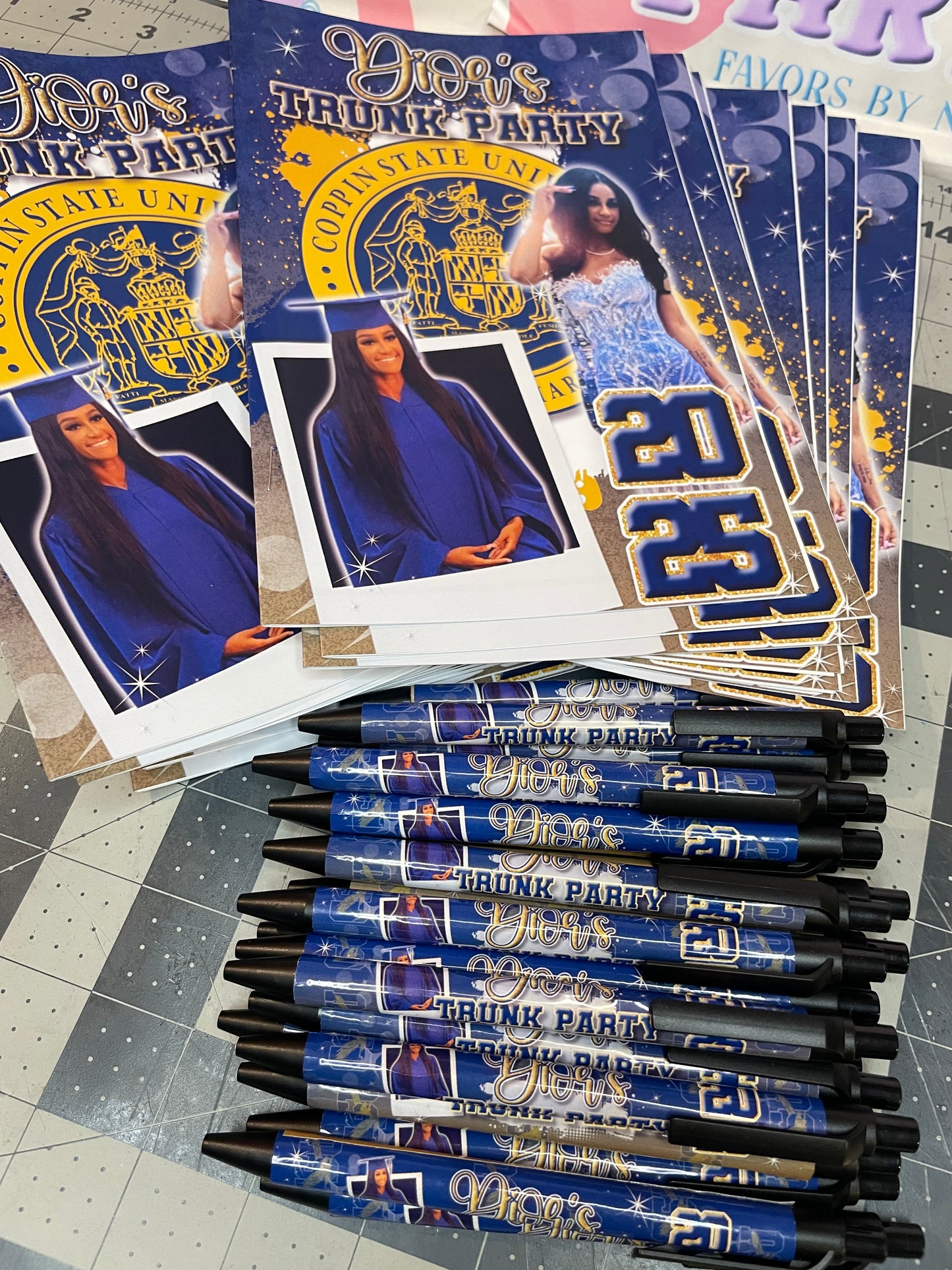 TRUNK/GRAD GAME BOOKS
